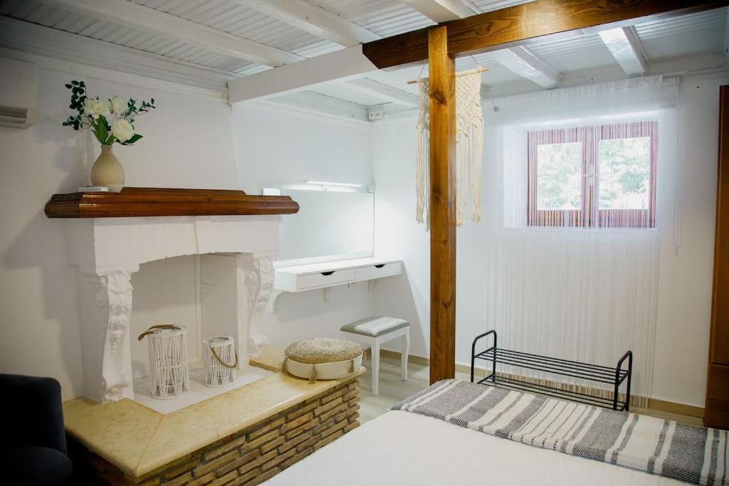 Corinth Yard- Family Retreat 아파트 외부 사진